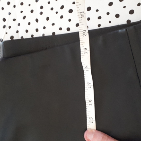 Jeanswest black genuine leather Skirt Size 14 - Picture 12 of 12